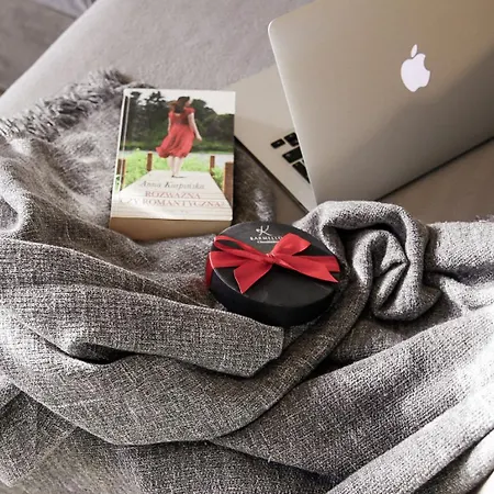 Modern House With Private Hot Tub